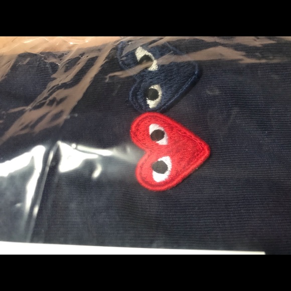 🌸SOLD🌸(NWT) CDG play double hearts in navy blue. - Picture 3 of 5